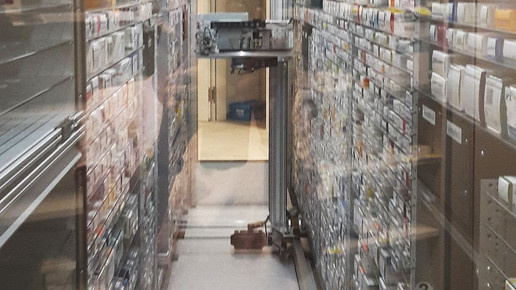 Altstadt-Apotheke Goettingen Automat Altstadt-Apotheke