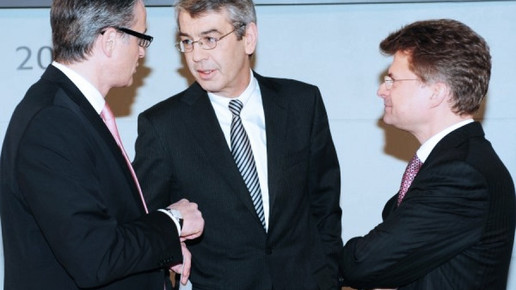 0005-1262175976 6275