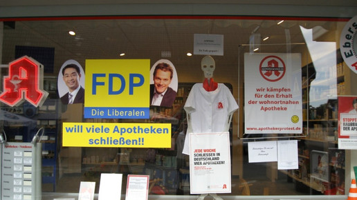 0009-apo protest eberstein aaneu