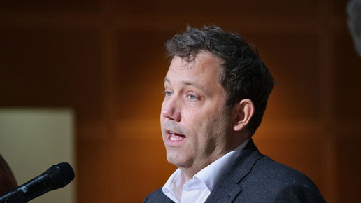 Bundesfinanzminister Lars Klingbeil (SPD) spricht 