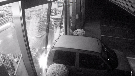 apotheken schaufenster auto 01 landespolizeidirektiontirol