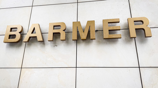 Barmer-Logo auf Hauswand