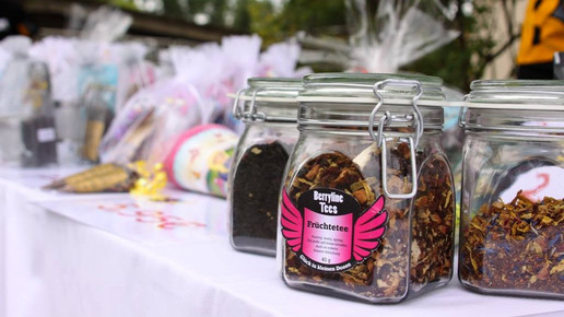 berryline tee berryline