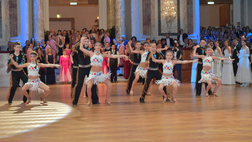 Pharmacieball 2017 12 AKOE