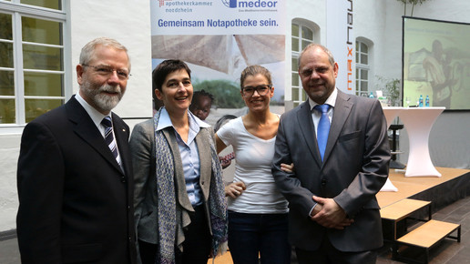 Nordrhein hilft Apotheke in Tansania