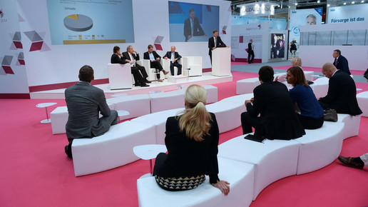 pharma world podium 20140918-2