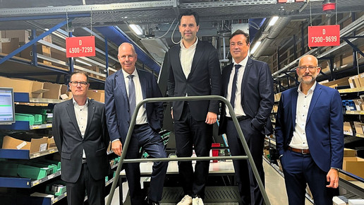 Marc Heinemann, Niederlassungsleiter Betrieb, NOWEDA-Chef Dr. Michael Kuck, MdB Johannes Winkel, Vertriebsvorstand Udo Harneit und Dr. Joachim Reinken, Leiter Unternehmenskommunikation und Politik.
