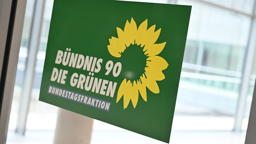 Grüne: Niedrigere Kassenbeiträge finanzierbar