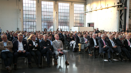 duesseldorfin plenum nicole-teuber-fotostudio-zur-alten-metzgerei