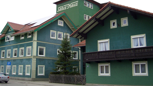 salus haus aaneu