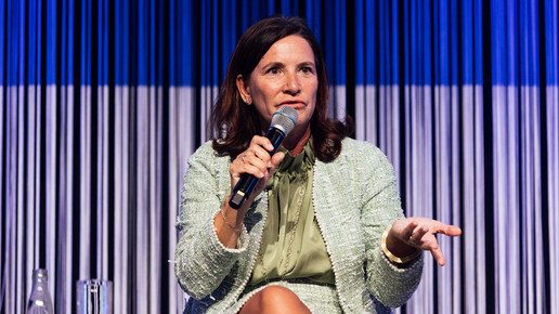 Professor Dr. Nicola Buhlinger-Göpfarth auf der Bühne