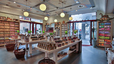 Mit Duftölen und Salben zum Erfolg