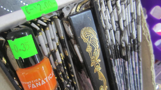 vier faecher ein nagellack 835