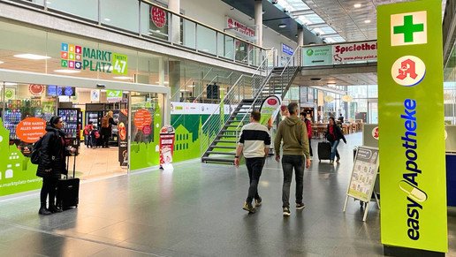 easy-Apotheke im Freiburger HBF
