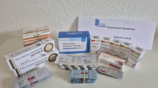Paketbetrug: Beamte finden versteckte Arzneimittel