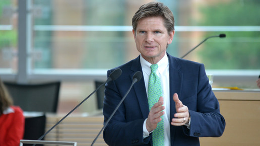 Impfzentren: Ärzte rekrutieren schon, Apotheker in der Warteschleife