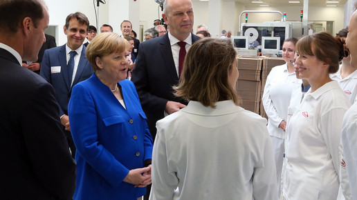 Takeda eroeffnung merkel azubis Oranienburg takeda