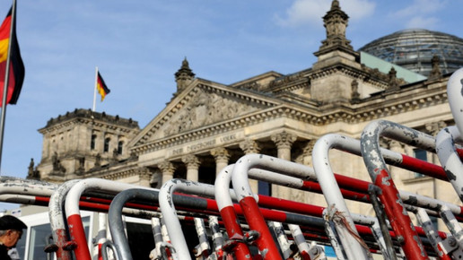 0010-bundestag absperrungen eh aaneu 0