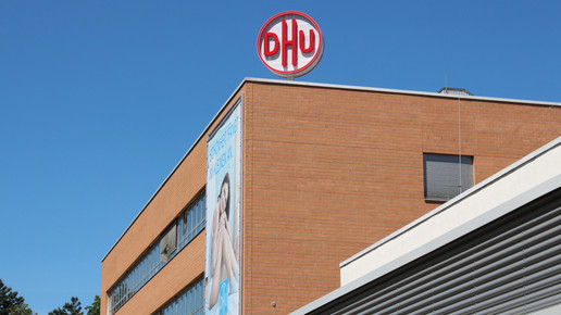 dhu logo neu firmenzentrale 2017 dhu