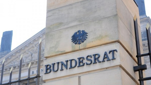 0002-1284398172 8608