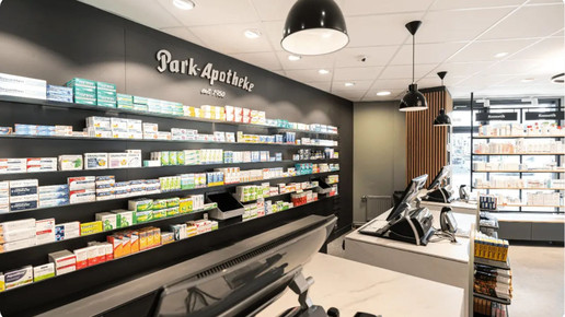 modern umgebaute Park-Apotheke Stuttgart von innen