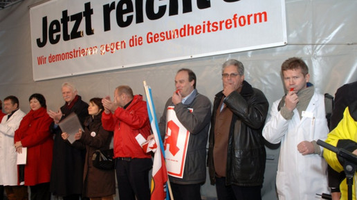 0002-5 kundgebung hamburg 2006