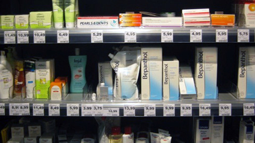 edeka1702 arzneimittel kosmetik regal aa