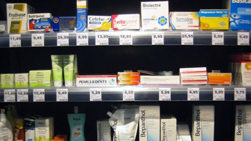 edeka1702 arzneimittel kosmetik regal aa