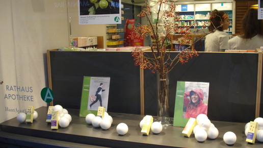 schaufenster auslage rathaus-apo