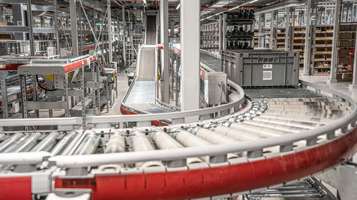 Paketstraße bei Redcare in Sevenum