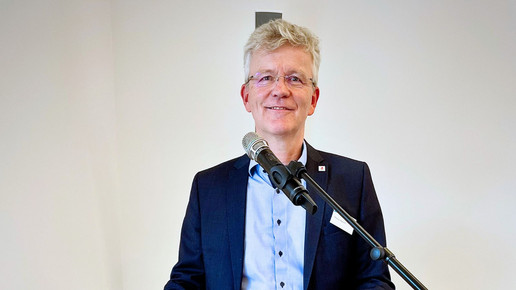 Foto: Thomas Rochell auf der Mittgliederversammlung der AKWL