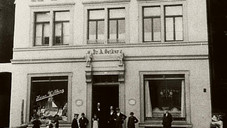 Backpulver aus der Rezeptur: Wie Dr. Oetker Karriere machte