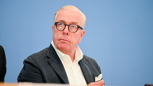 Ärzte-Präsident Dr. Klaus Reinhardt bei einer Pressekonferenz