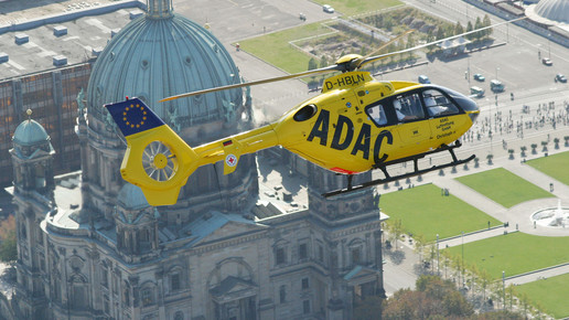 adac hubschrauber berlinerdom adac bermedia jenslange