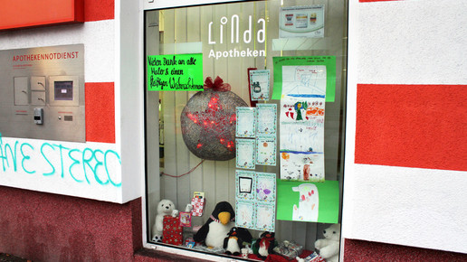 schaufenster apotheken weihnachts-deko35 aa