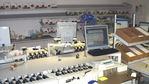 0002-1280404390 8157