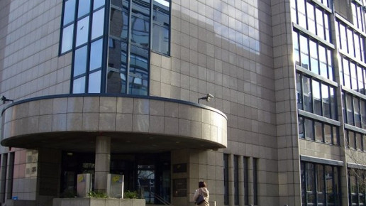 0002-1282309262 8390