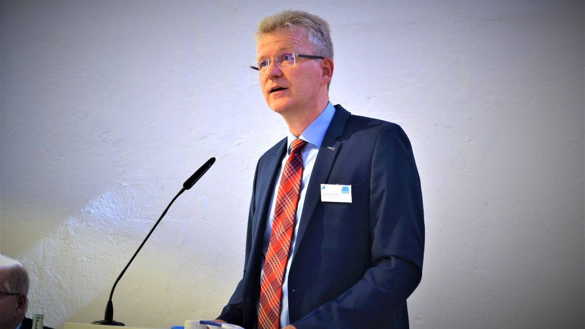 Nach-Nordrhein-Auch-Westfalen-Lippe-setzt-auf-Regionalkonferenzen