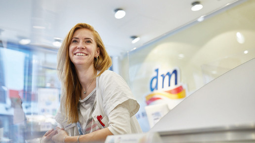 Bild: „dm drangsaliert Mitarbeiter“