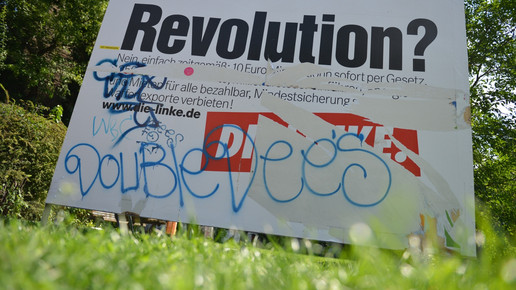 linke plakat beschmiert eh aaneu