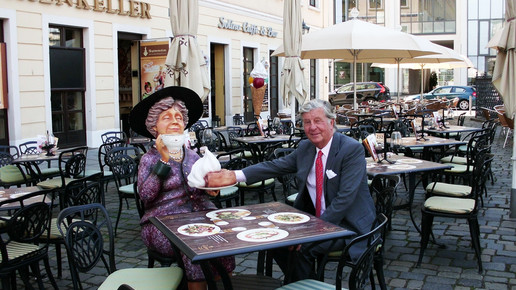 Darbooven cafe apotheke im taschenbergpalais