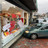 Auto ist in Apotheke gekracht