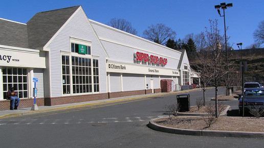 stopnshop Anthony22 wiki CC BY-SA 3 0