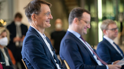 Lauterbach: E-Rezept war Risiko