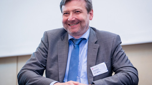 bvdva160601 heidenblut andreasdomma