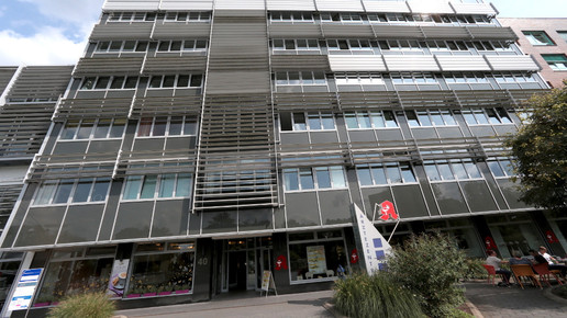 A  rztezentrum 10 Adler-Apotheke