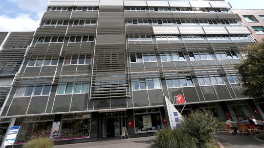 A  rztezentrum 10 Adler-Apotheke