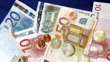 Die Kassen und der Abschlag: Dauerstreit um den Apothekenrabatt