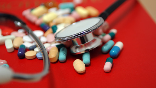 arzt stethoskop pillen eh