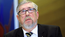 Apotheker gegen Apothekenbus